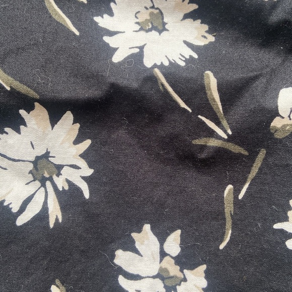 *LIKE NEW* Men’s Express Classic Fit 1MX Dress Shirt - Picture 2 of 3